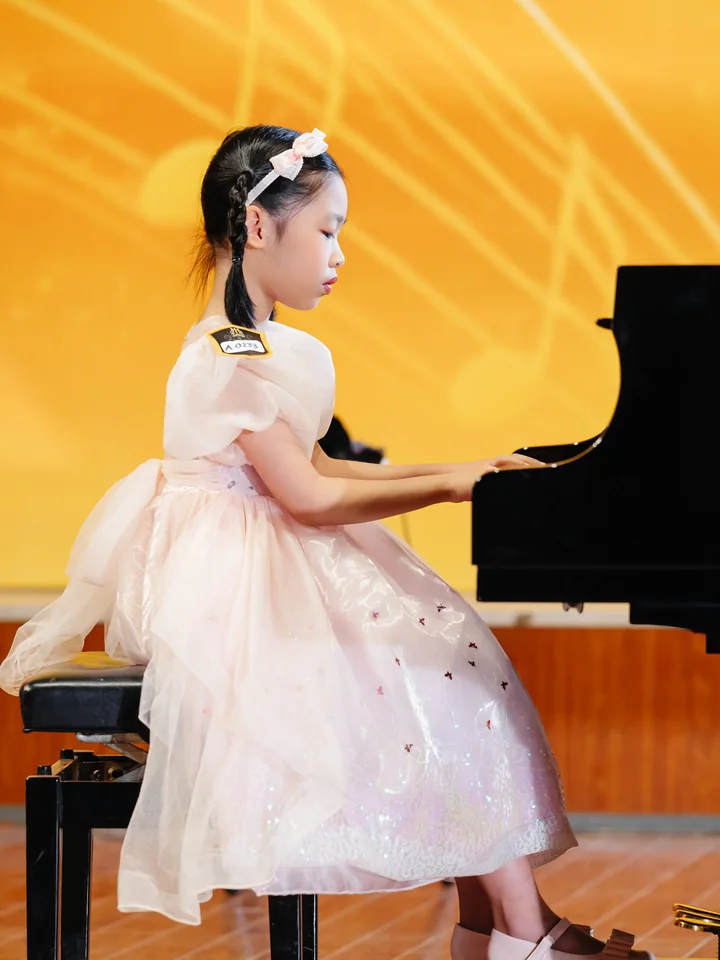 Nguyễn Tuệ Nhi