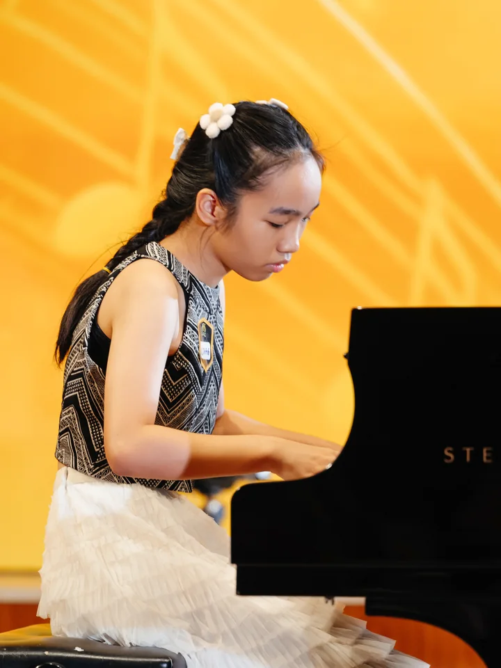 Lương Gia Như
