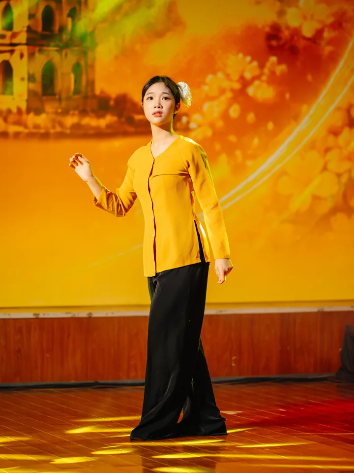 Cao Đoàn Linh Nhi