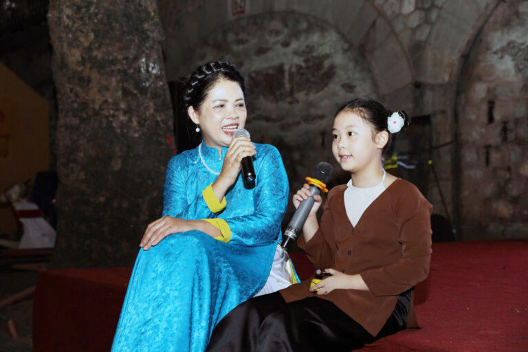 Cô Bé Xẩm Nhí Và Hành Trình tại Yoshine Music Festival 2024